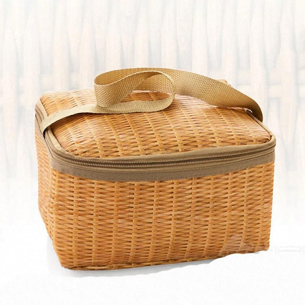 Portable Outdoor Picnic Bag Waterproof Tableware Insulated Thermal Cooler Food Container Basket for Camping Picnic Picnic Basket хакі
Portable Outdoor Picnic Bag Waterproof Tableware Insulated Thermal Cooler Food Container Basket for Camping Picnic Picnic Basket хакі