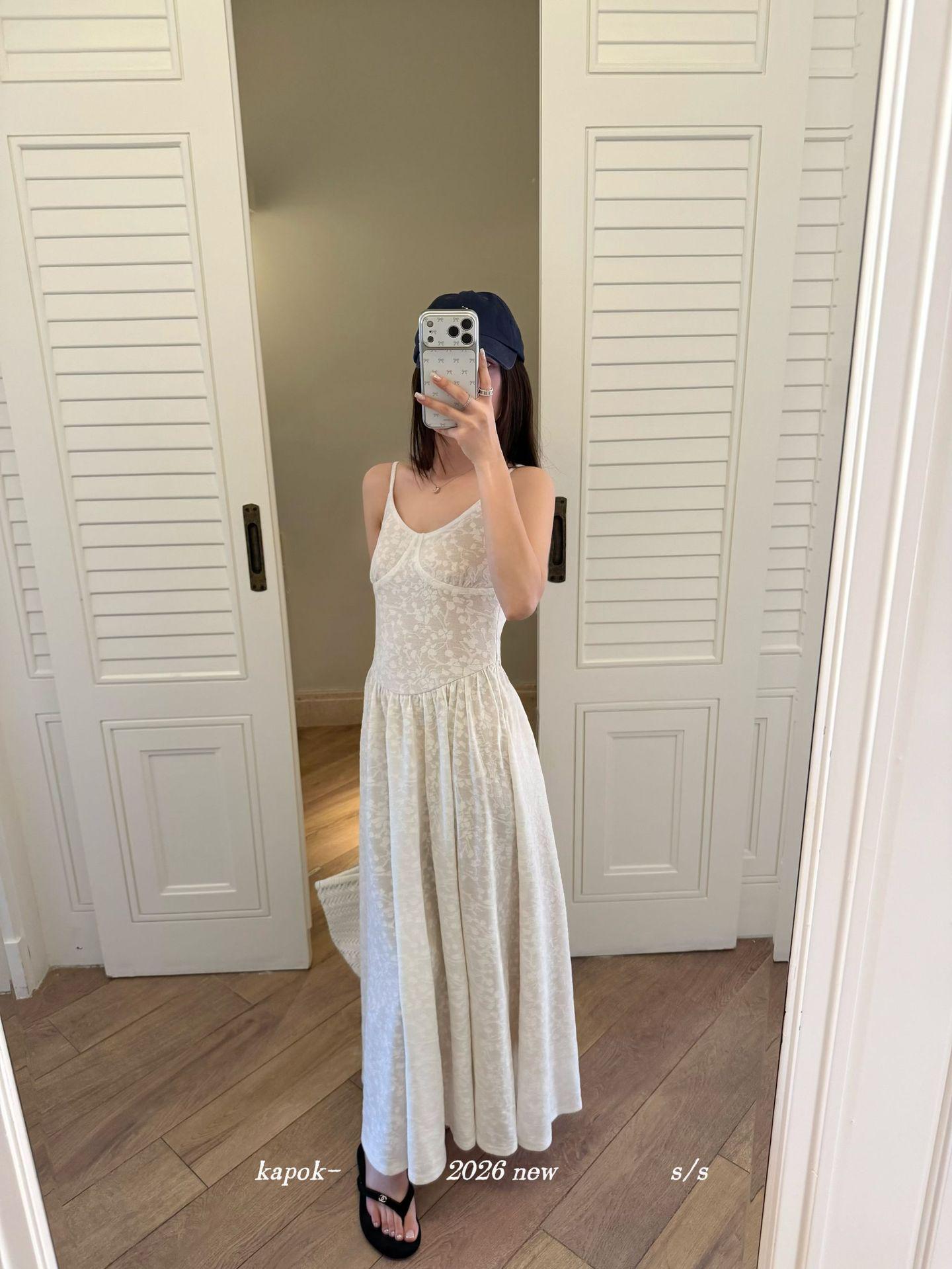 Thirteen Rows Kapok Early Spring Women s Lace Jacquard Camisole Slimming Dress Long Skirt Medium абрикосовый света
Thirteen Rows Kapok Early Spring Women s Lace Jacquard Camisole Slimming Dress Long Skirt Medium абрикосовый света