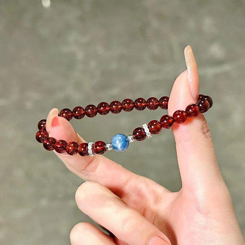 Натуральный агат тигровый глаз камень бусины эластичный браслет легкая роскошь нишевый темпераментный браслет ретро модные украшения
Натуральный агат тигровый глаз камень бусины эластичный браслет легкая роскошь нишевый темпераментный браслет ретро модные украшения