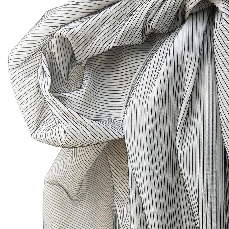 50x145cm 3D Craftsmanship Stiff Stripes Pleated Texture Fabric Black And White Air Layer Designer Fabric DIY Sewing Clothing 50x145cm
50x145cm 3D Craftsmanship Stiff Stripes Pleated Texture Fabric Black And White Air Layer Designer Fabric DIY Sewing Clothing 50x145cm