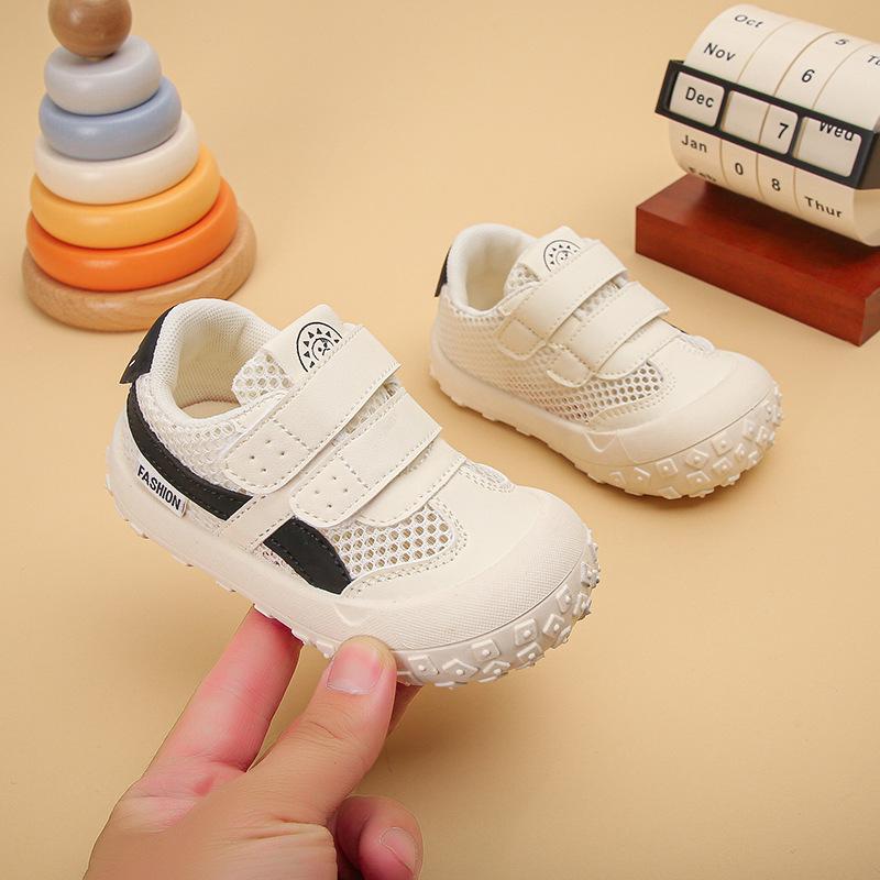 Breathable Mesh Non-slip Soft Sole Shoes for Baby & Toddler - Boys & Girls Size 18, 12.5cm грязно-белый
Breathable Mesh Non-slip Soft Sole Shoes for Baby & Toddler - Boys & Girls Size 18, 12.5cm грязно-белый