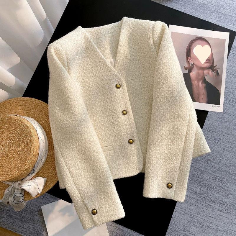 Модные женские куртки повседневные с V-образным вырезом однобортные верхняя одежда весенние с длинным рукавом chaquetas XS бежевый
Модные женские куртки повседневные с V-образным вырезом однобортные верхняя одежда весенние с длинным рукавом chaquetas XS бежевый