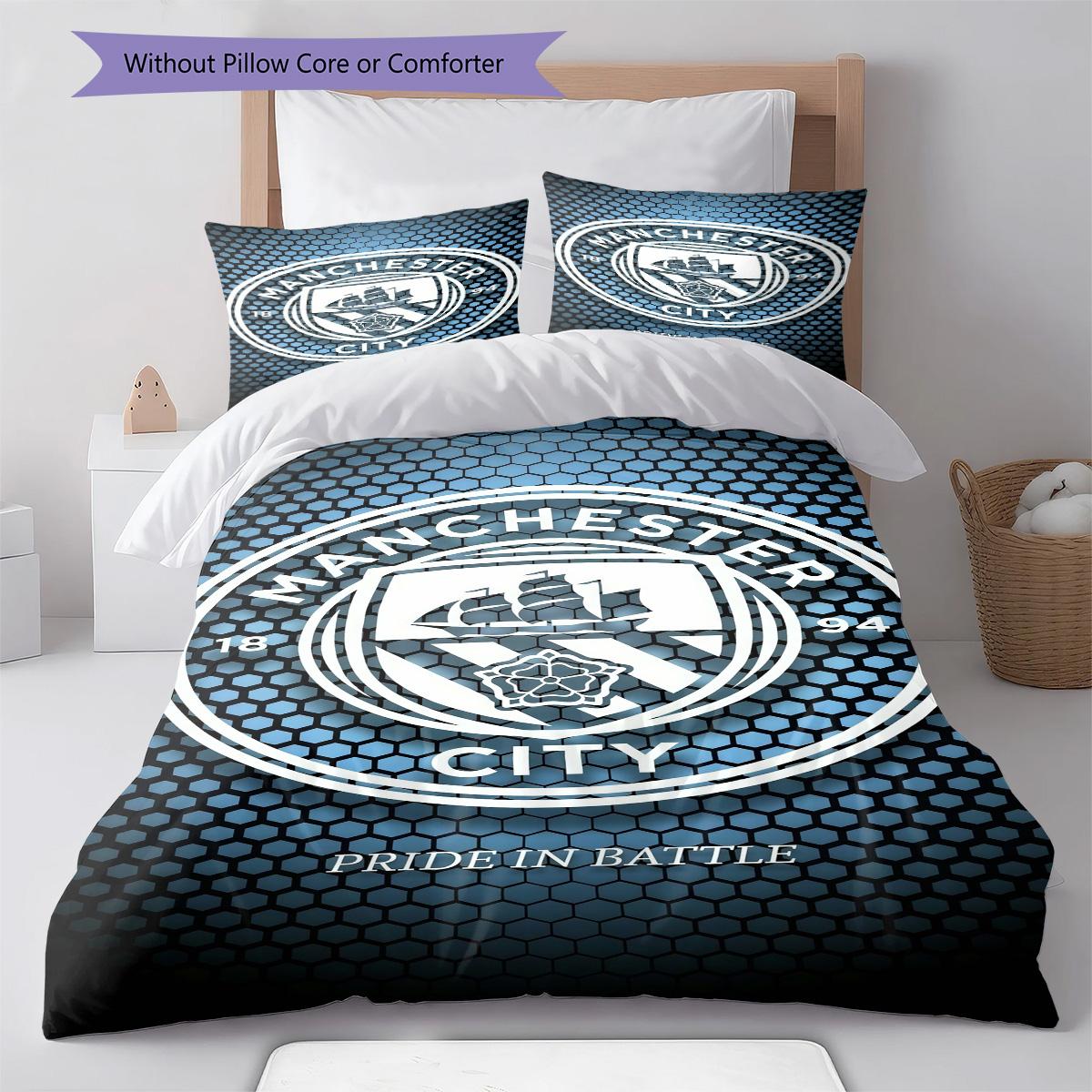 MCFC logo RugPattern Bedding Quilt Set Quilt Cover Pillowcase Home Decoration Birthday Gift (1 * duvet cover + 2 * pillowcase, without core) 200x200cm
MCFC logo RugPattern Bedding Quilt Set Quilt Cover Pillowcase Home Decoration Birthday Gift (1 * duvet cover + 2 * pillowcase, without core) 200x200cm