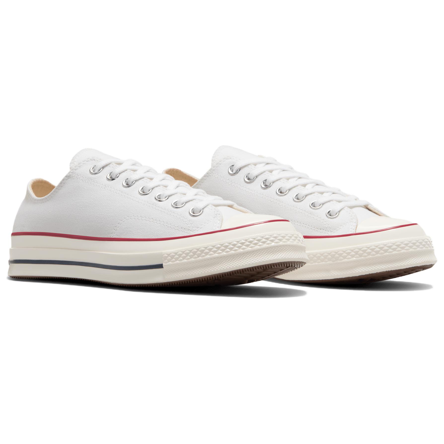 Новые кеды Converse Chuck 70 с низким верхом, парусиновые, унисекс, белые A09557C 36
Новые кеды Converse Chuck 70 с низким верхом, парусиновые, унисекс, белые A09557C 36