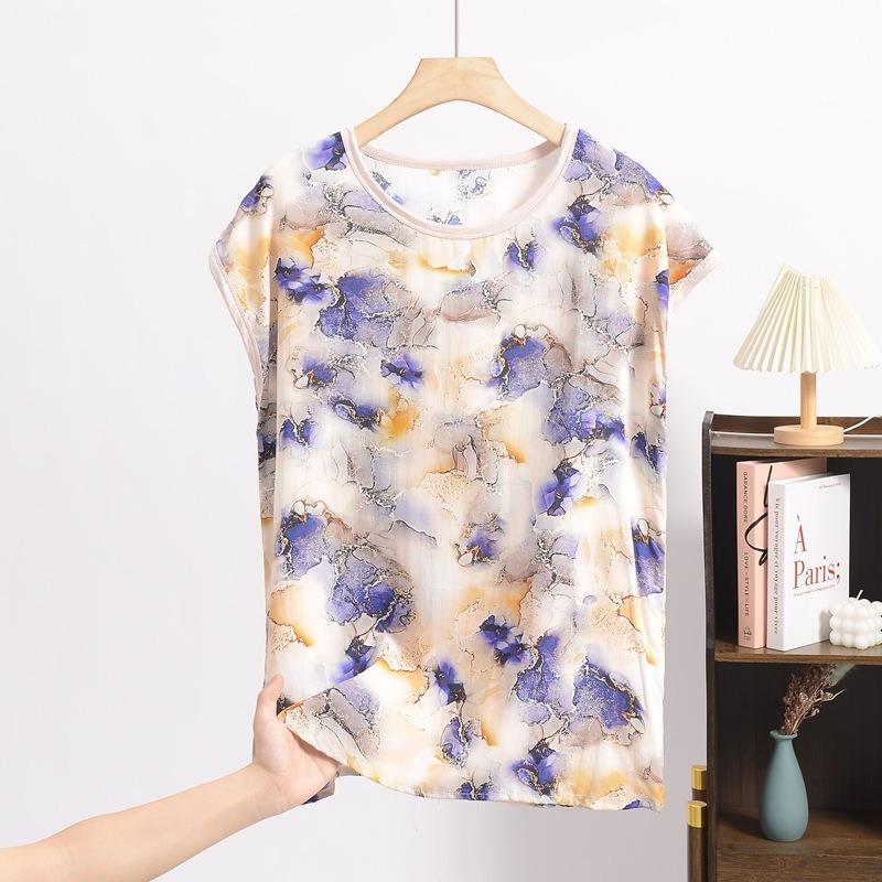 Женская шелковая жаккардовая футболка с круглым вырезом, короткими рукавами, тонкая, для мамы, летняя, большого размера, с цветочным принтом, удобная, дышащая, универсальная, свободного кроя 6XL
Женская шелковая жаккардовая футболка с круглым вырезом, короткими рукавами, тонкая, для мамы, летняя, большого размера, с цветочным принтом, удобная, дышащая, универсальная, свободного кроя 6XL
