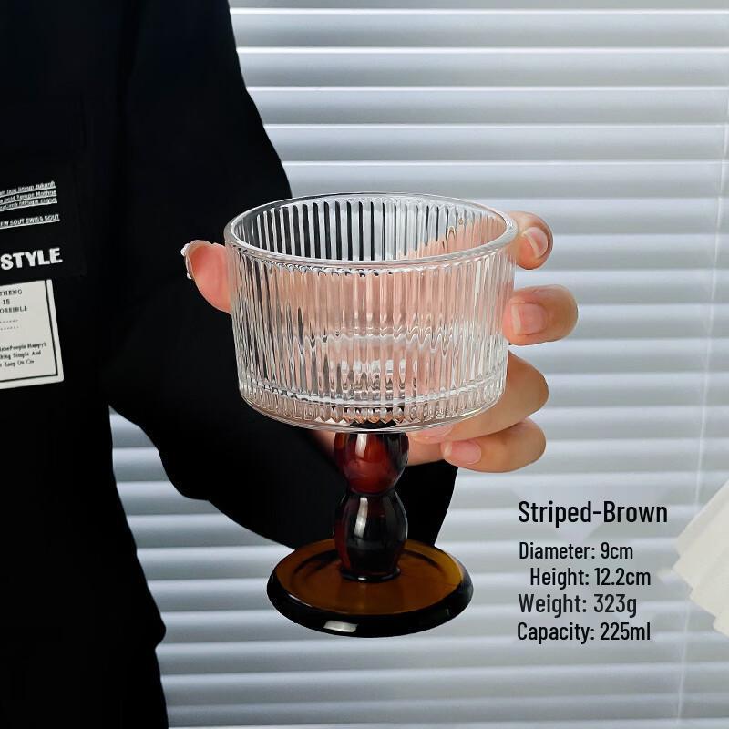 OLOEY French Retro Striped Stem High-Footed Glass Cups (Set of 3)
OLOEY French Retro Striped Stem High-Footed Glass Cups (Set of 3)