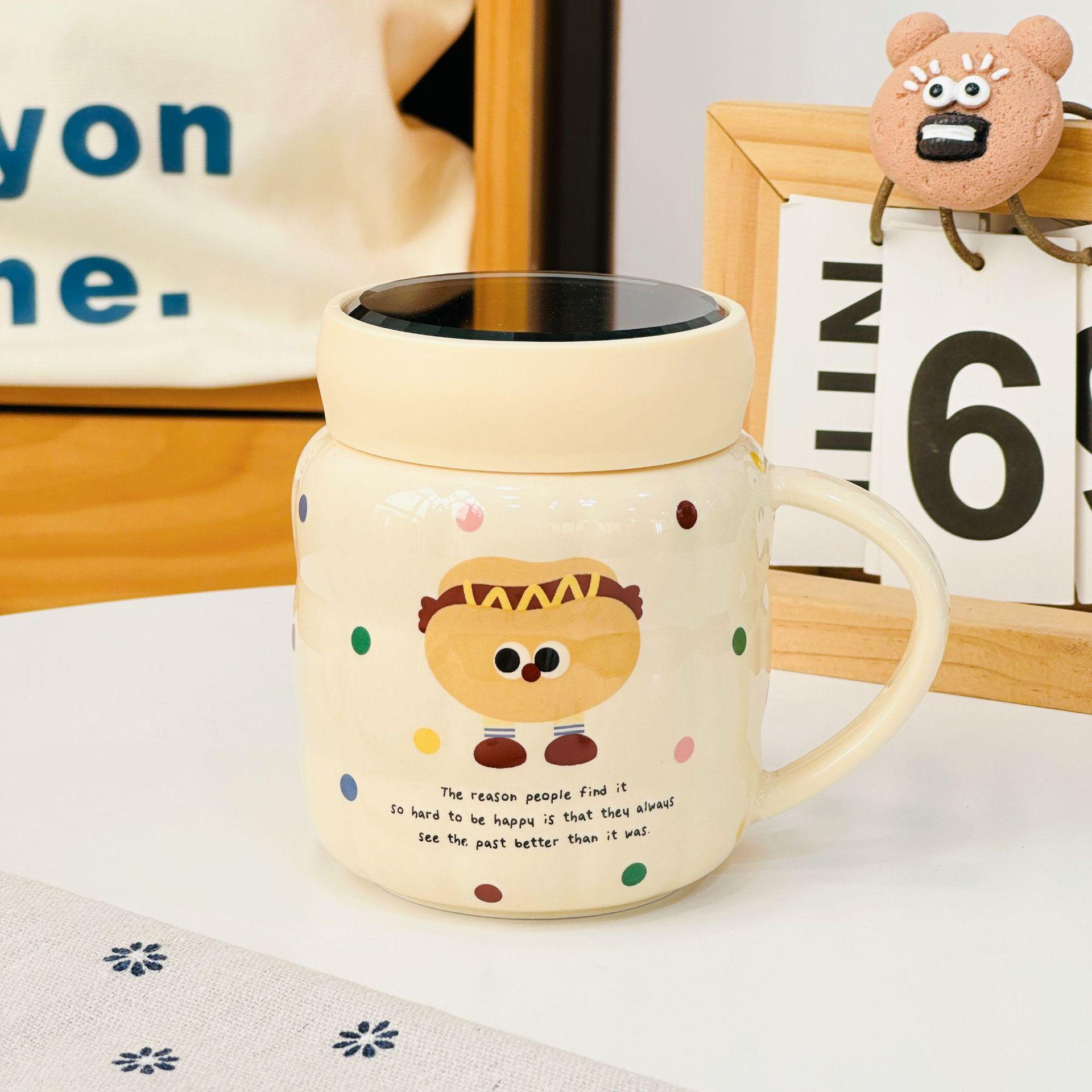 Кружка керамическая для девочек с милым мультяшным рисунком в виде сердечка, офисная, с крышкой, для воды, сувенирный подарок, кружка с животным 400ML
Кружка керамическая для девочек с милым мультяшным рисунком в виде сердечка, офисная, с крышкой, для воды, сувенирный подарок, кружка с животным 400ML