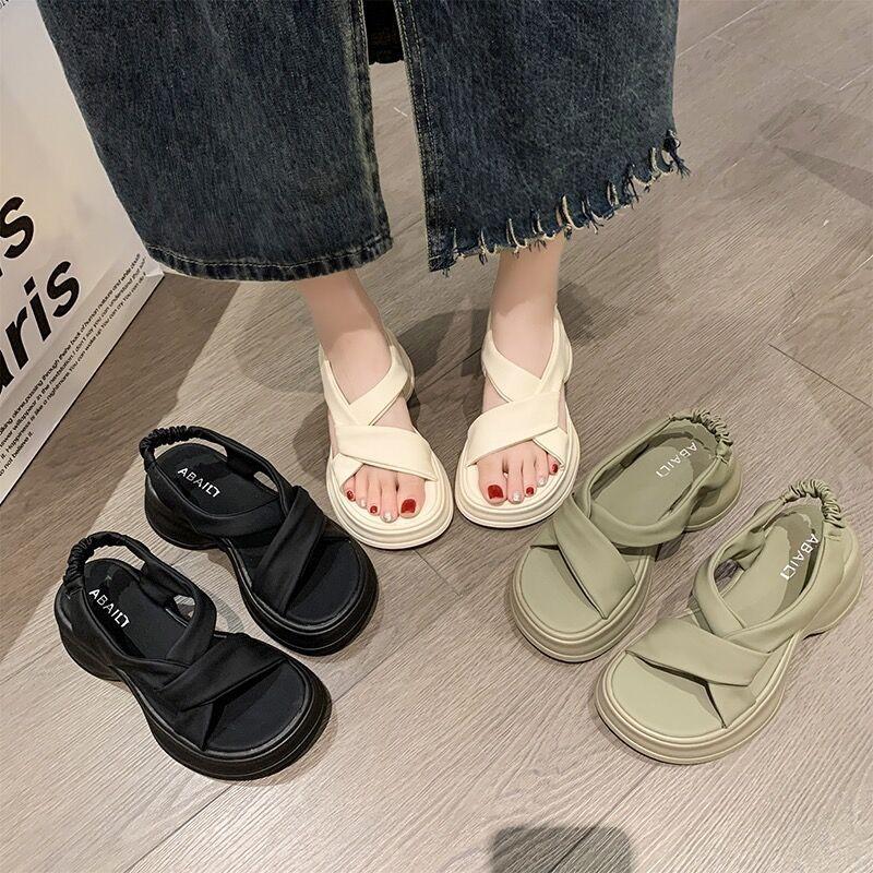 Soft leather sandals women s summer new muffin thick-soled small beach shoes high-end skirt Roman shoes 35
Soft leather sandals women s summer new muffin thick-soled small beach shoes high-end skirt Roman shoes 35
