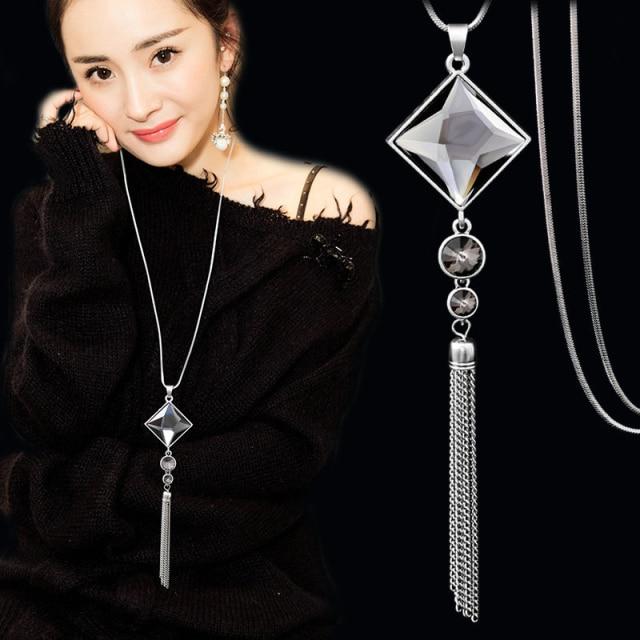 Прибуття Довгі намиста для жінок Модні сірі кришталеві кольє Collier Femme Виразні намиста та підвіски Аксесуари
Прибуття Довгі намиста для жінок Модні сірі кришталеві кольє Collier Femme Виразні намиста та підвіски Аксесуари