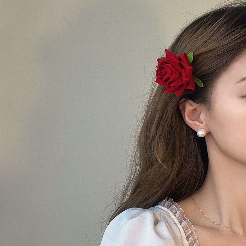 Cloth Rose Flower Hair Clip Corsage Rose Hairpin Simple Red Rose Brooch Photography
Cloth Rose Flower Hair Clip Corsage Rose Hairpin Simple Red Rose Brooch Photography