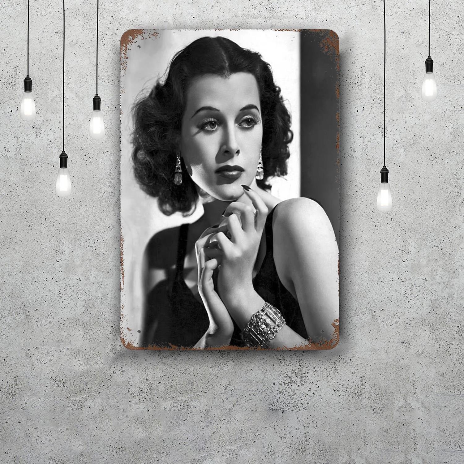 hedy lamarr Decor Poster Vintage Tin Sign Metal Sign Decorative Plaque for Pub Bar Man Cave Club Wall Decoration 20x30cm(7.8x11.8inch)
hedy lamarr Decor Poster Vintage Tin Sign Metal Sign Decorative Plaque for Pub Bar Man Cave Club Wall Decoration 20x30cm(7.8x11.8inch)