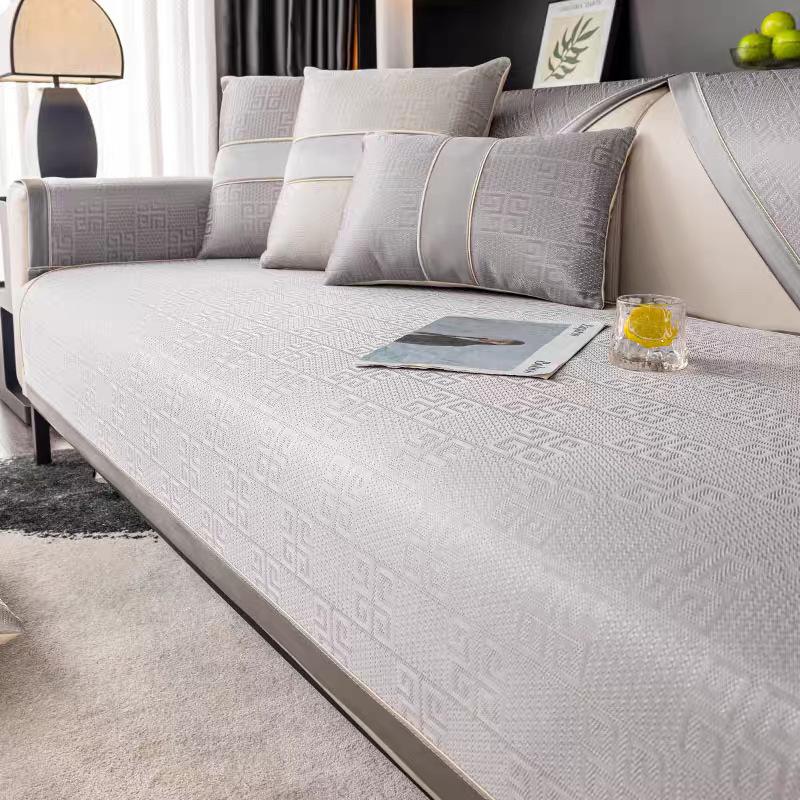 1pc Luxury Solid Color Diamond Pattern Summer Sofa Cover. Petfriendly Non-slip Cool Seat Cushion Sofa Mat, Suitable for Single, Double, Three-seater 90*160cm
1pc Luxury Solid Color Diamond Pattern Summer Sofa Cover. Petfriendly Non-slip Cool Seat Cushion Sofa Mat, Suitable for Single, Double, Three-seater 90*160cm