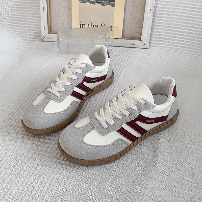 Large size Dexun shoes spring 2025 new European and American retro color matching versatile flat-soled sports shoes women 41 бордовий
Large size Dexun shoes spring 2025 new European and American retro color matching versatile flat-soled sports shoes women 41 бордовий