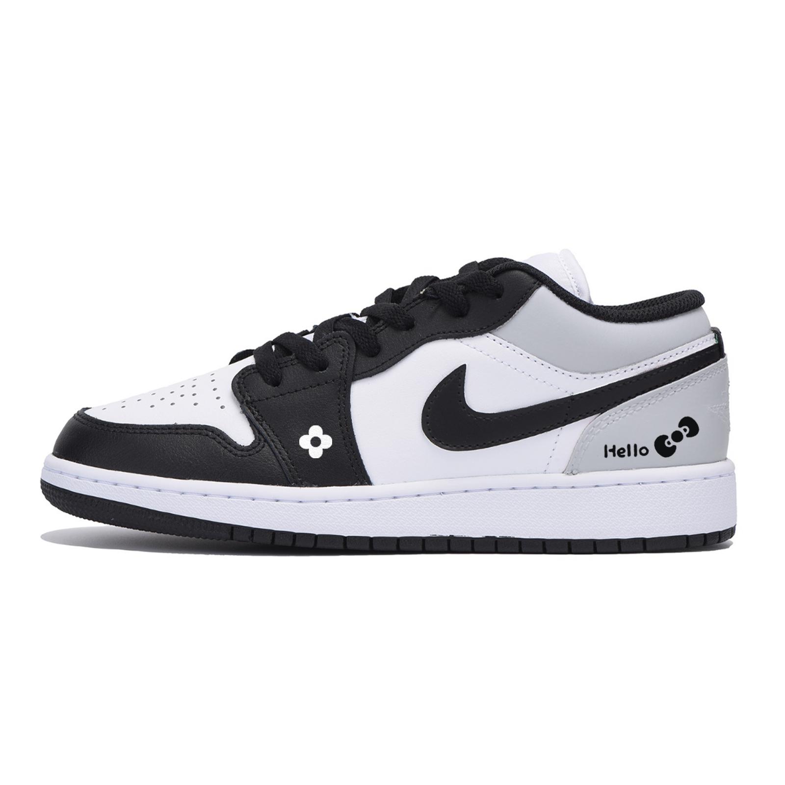 Jordan Air Jordan 1 Urban Chic Style Vintage Low top Vintage Basketball Shoes Men s White Dark Gray 553558-131(Team85-) 44
Jordan Air Jordan 1 Urban Chic Style Vintage Low top Vintage Basketball Shoes Men s White Dark Gray 553558-131(Team85-) 44