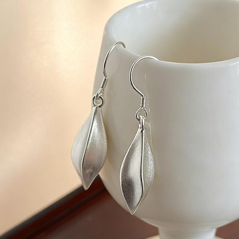 New Matte Fruit Ear Hooks 925 Sterling Silver Jewelry Geometric Sweet Earrings 3971 серебряный
New Matte Fruit Ear Hooks 925 Sterling Silver Jewelry Geometric Sweet Earrings 3971 серебряный