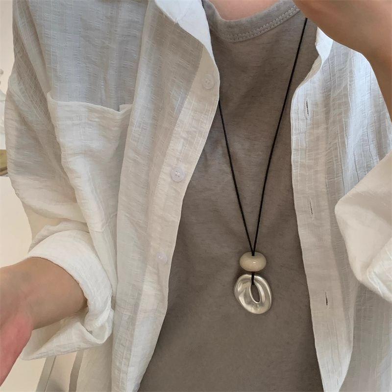 Adjustable Irregular Hollow Matte Color Oval Stone Pendant Necklace Clavicle Chain Neckchain Choker Unisex Accessory
Adjustable Irregular Hollow Matte Color Oval Stone Pendant Necklace Clavicle Chain Neckchain Choker Unisex Accessory