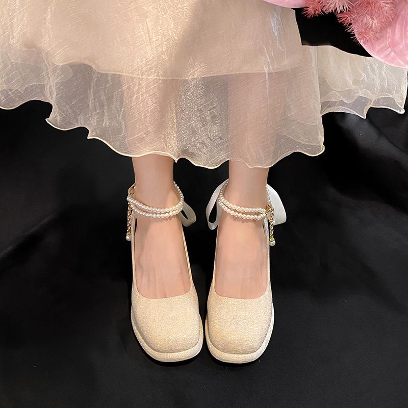 Thick-soled waterproof table, small Mary Jane single shoes, women s new bridal shoes, wedding shoes, bridesmaid high heels, spring and autumn 40 абрикосовий
Thick-soled waterproof table, small Mary Jane single shoes, women s new bridal shoes, wedding shoes, bridesmaid high heels, spring and autumn 40 абрикосовий