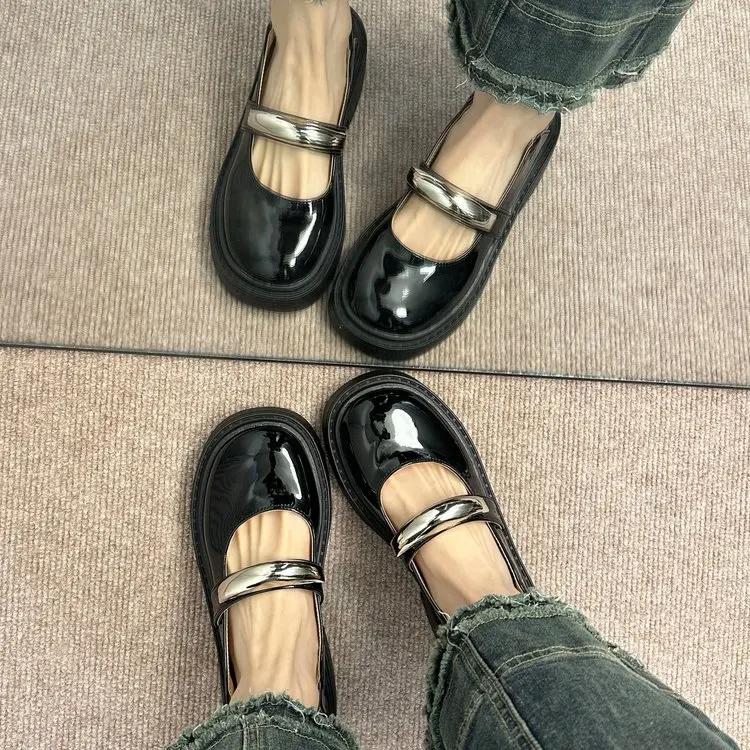 Fashion Hot Selling Mary Janes Women s Shoes 2025 New Style Spring Summer Thick Heel Simple Fashion Match Skirts Flat Shoes Soft Pure 35 чёрный
Fashion Hot Selling Mary Janes Women s Shoes 2025 New Style Spring Summer Thick Heel Simple Fashion Match Skirts Flat Shoes Soft Pure 35 чёрный