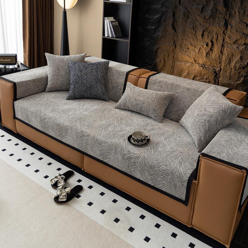 Four Season Universal New Chenille Sofa Cushion Anti-cat Scratch Sofa Cover Towel Solid Color Non-slip Sofa Backrest Cover Towel 70x70cm 1pcs світло-сірий колір
Four Season Universal New Chenille Sofa Cushion Anti-cat Scratch Sofa Cover Towel Solid Color Non-slip Sofa Backrest Cover Towel 70x70cm 1pcs світло-сірий колір