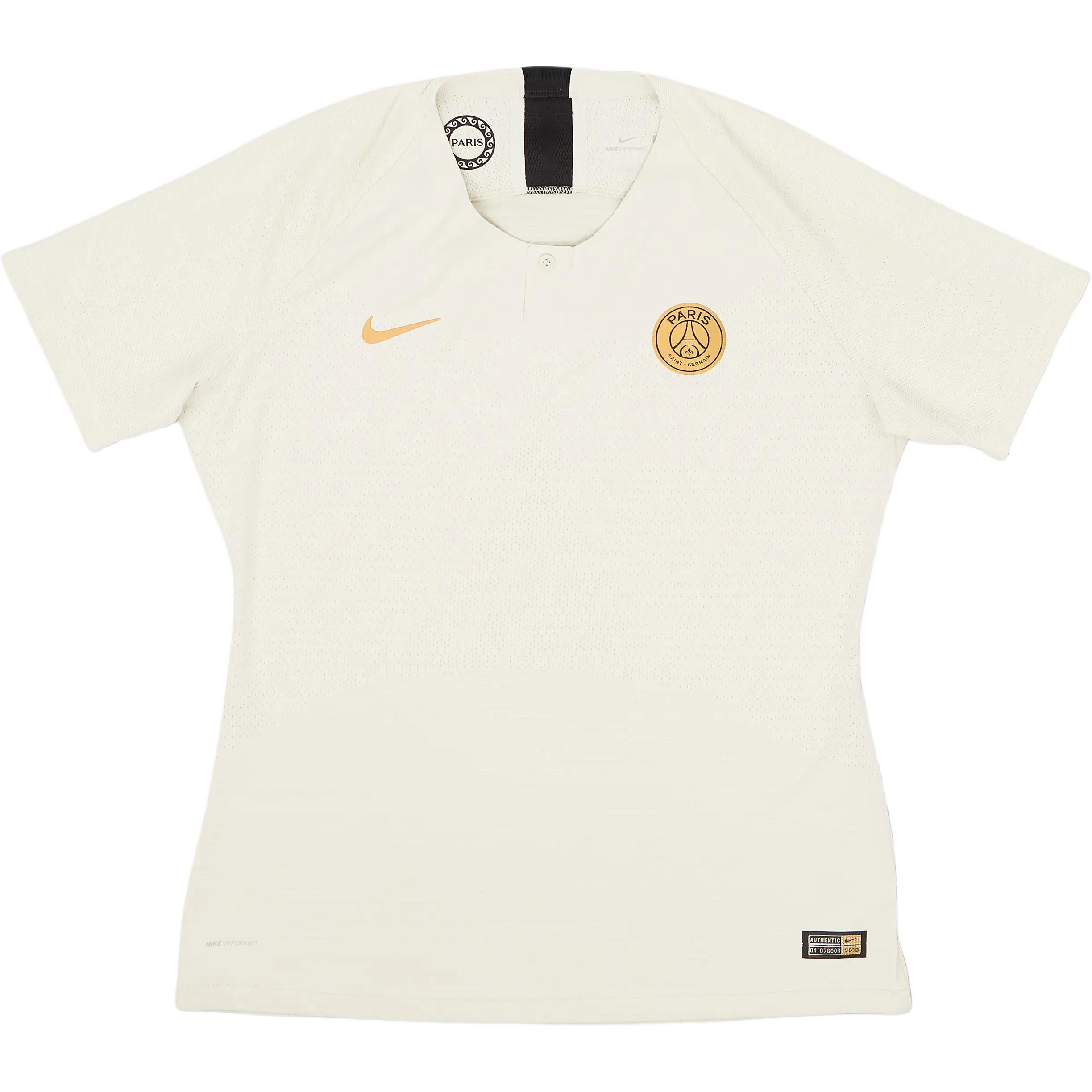 Nike Пари Сен-Жермен 2018-19 Vaporknit Спортивная Удобная Дышащая Футболка с Коротким Рукавом Женские топы Бежевый 915139-072 M
Nike Пари Сен-Жермен 2018-19 Vaporknit Спортивная Удобная Дышащая Футболка с Коротким Рукавом Женские топы Бежевый 915139-072 M