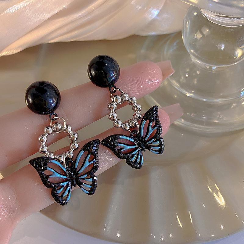 Модные винтажные черные висячие серьги-бабочки для женщин, ювелирные изделия, подарки
Модные винтажные черные висячие серьги-бабочки для женщин, ювелирные изделия, подарки
