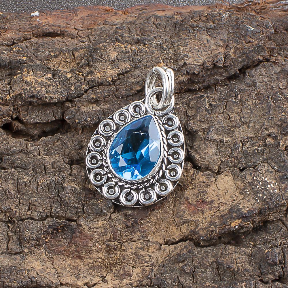 Swiss Blue Topaz Gemstone Pendant, 925 Solid Sterling Silver Pendant Jewelry Handmade Pendant, Silver Jewelry For Gift 1.02 Inches
Swiss Blue Topaz Gemstone Pendant, 925 Solid Sterling Silver Pendant Jewelry Handmade Pendant, Silver Jewelry For Gift 1.02 Inches