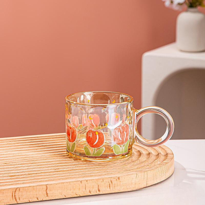 Милый кролик стеклянная чашка креативная кофейная чашка с ручкой тюльпан молочный сок завтрак кружки многоцелевая кружка студенческий подарок паре 230ML
Милый кролик стеклянная чашка креативная кофейная чашка с ручкой тюльпан молочный сок завтрак кружки многоцелевая кружка студенческий подарок паре 230ML