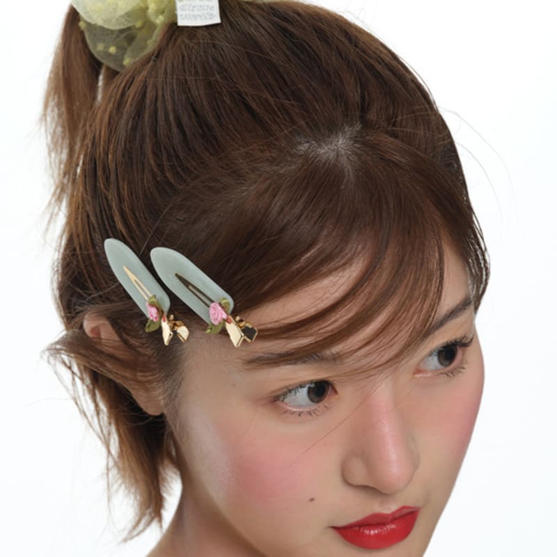 Eireve ROSE GARDEN HAIR CLIP SET (MARBLE MINT/2PCS) Marble Mint
Eireve ROSE GARDEN HAIR CLIP SET (MARBLE MINT/2PCS) Marble Mint