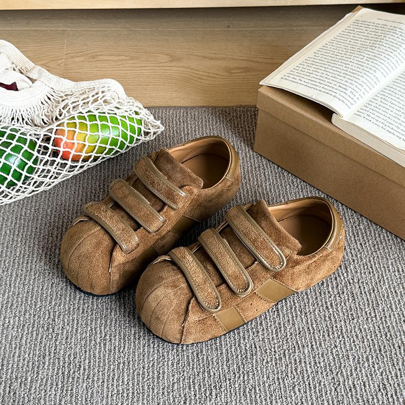 Модные замшевые туфли-балетки с круглым носком, мягкой подошвой, противоскользящие, износостойкие, женские модные туфли с низким верхом 40
Модные замшевые туфли-балетки с круглым носком, мягкой подошвой, противоскользящие, износостойкие, женские модные туфли с низким верхом 40