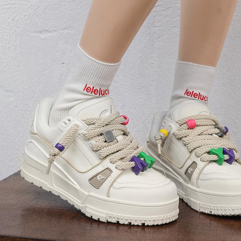 Niche design thick-soled heightening couple s little white shoes board shoes 2025 summer new decorative accessories versatile trendy shoes 44 білий
Niche design thick-soled heightening couple s little white shoes board shoes 2025 summer new decorative accessories versatile trendy shoes 44 білий