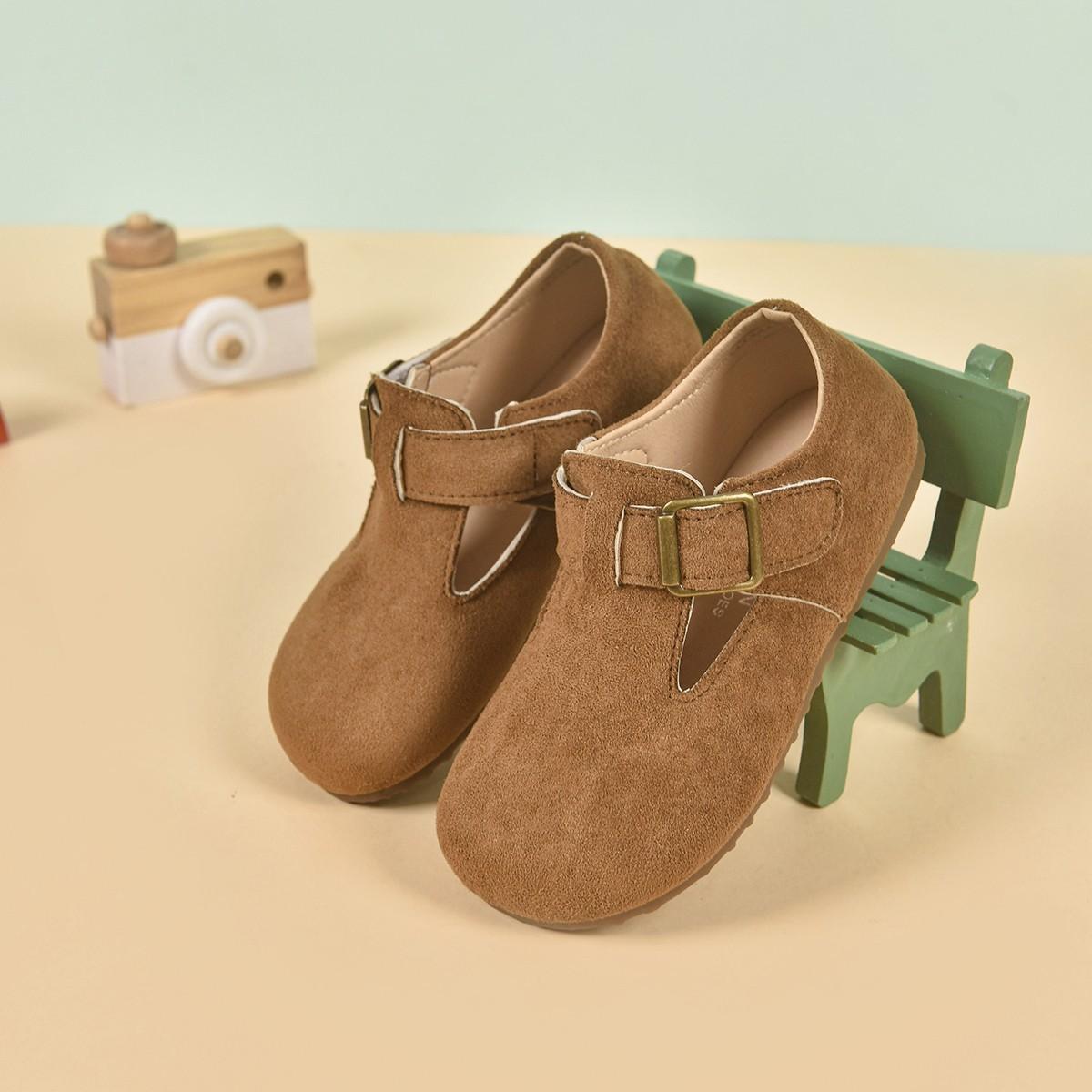 Girls Classic Soft Sole Casual Shoes Autumn Korean Fashion Size 26 коричневый
Girls Classic Soft Sole Casual Shoes Autumn Korean Fashion Size 26 коричневый