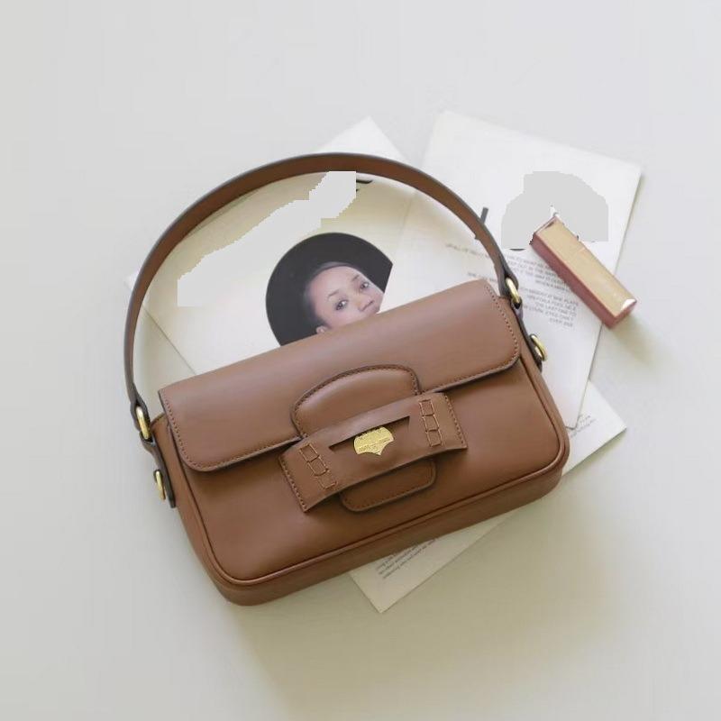 2025 Новая женская сумка из натуральной кожи Head Layer Swift Cowhide Underarm Gold Coin Bag Handheld Single Shoulder + Square Bag Cross Border 23x5x13.5cm золотисто-коричневый
2025 Новая женская сумка из натуральной кожи Head Layer Swift Cowhide Underarm Gold Coin Bag Handheld Single Shoulder + Square Bag Cross Border 23x5x13.5cm золотисто-коричневый