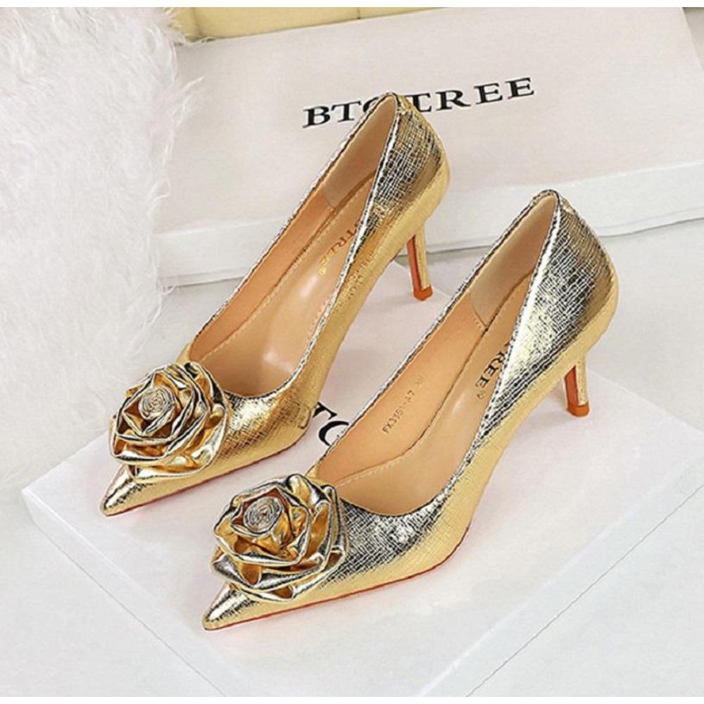 BIGTREE Patent Leather Flowers Women Pumps Sexy Pointed Toe Thin Low Heels Wedding Elegant Party Shoes Zapatos Mujer 35
BIGTREE Patent Leather Flowers Women Pumps Sexy Pointed Toe Thin Low Heels Wedding Elegant Party Shoes Zapatos Mujer 35