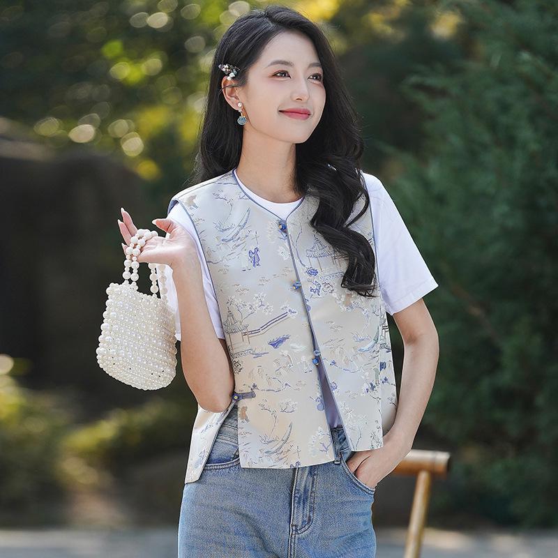2025 Women s Retro Chinese Jacquard Brocade Vest with Frog Button and Heavy Embroidery M
2025 Women s Retro Chinese Jacquard Brocade Vest with Frog Button and Heavy Embroidery M