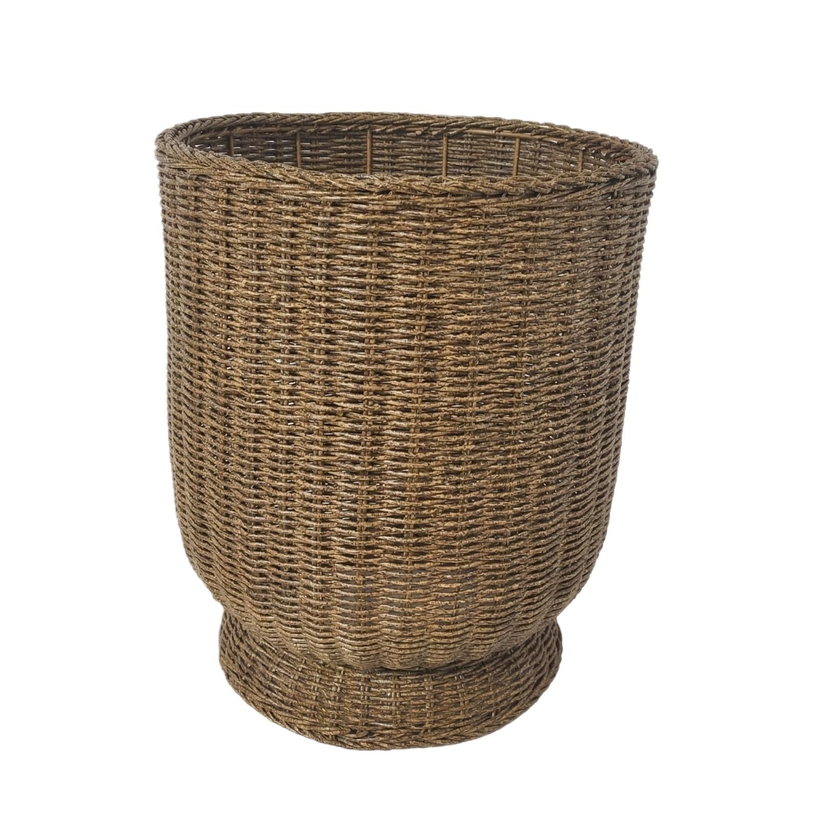Handwoven Wicker Storage Basket with Pedestal Base for Home Organization and Decorative Display Indoor Use
Handwoven Wicker Storage Basket with Pedestal Base for Home Organization and Decorative Display Indoor Use