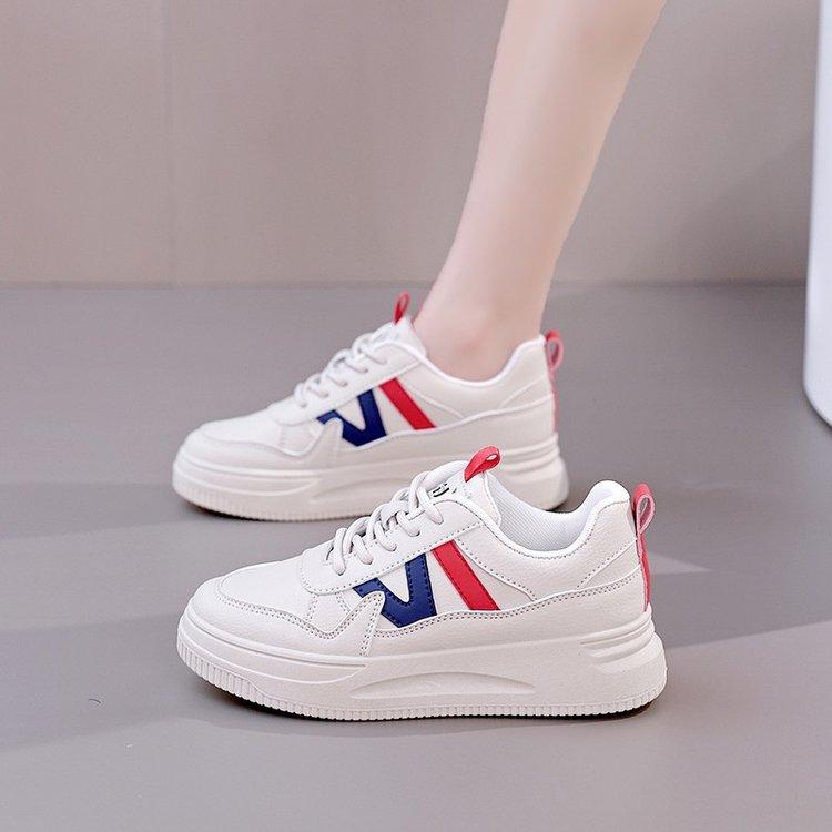 Маленькие белые туфли женские осенние новые ретро цветные повседневные кеды на платформе-маффин студенческие кроссовки для бега 40
Маленькие белые туфли женские осенние новые ретро цветные повседневные кеды на платформе-маффин студенческие кроссовки для бега 40