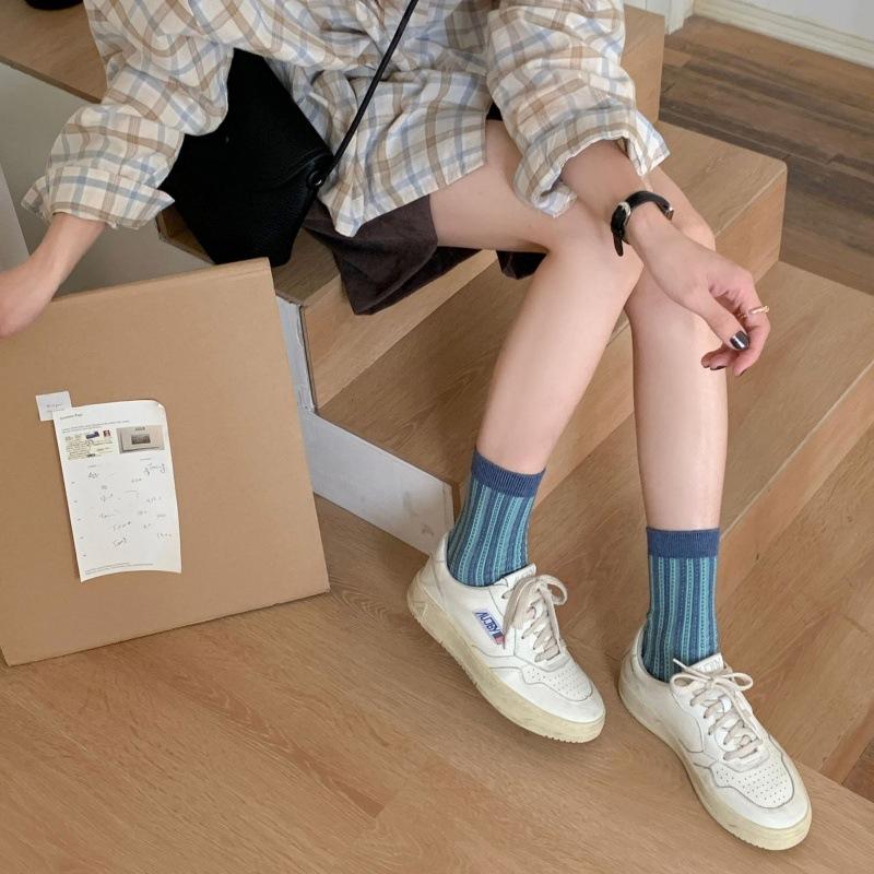 Socks Retro Striped Socks Double Needle Double Way Contrasting Color Pure Cotton Medium Tube Socks One size fits all
Socks Retro Striped Socks Double Needle Double Way Contrasting Color Pure Cotton Medium Tube Socks One size fits all