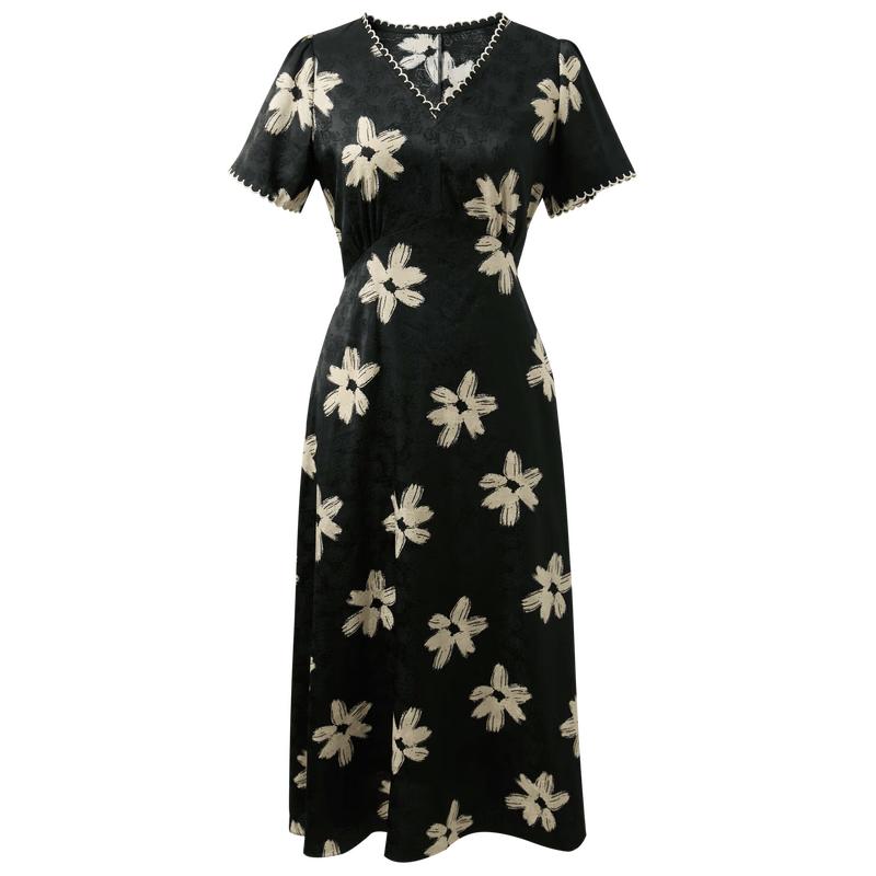 Sancai V-Neck Short Sleeve Jacquard Print A-Line Dress S
Sancai V-Neck Short Sleeve Jacquard Print A-Line Dress S