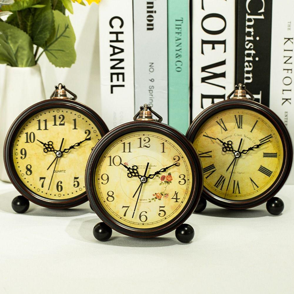 Retro Battery Alarm Clock Hangable Vintage Desk Clock Easy To Operate Quartz Table Clock Bedside Style C
Retro Battery Alarm Clock Hangable Vintage Desk Clock Easy To Operate Quartz Table Clock Bedside Style C
