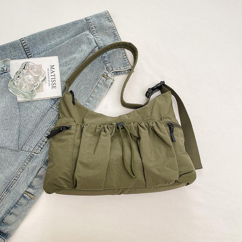 Versatile Pleated Multi-pocket Drawstring Cloth Shoulder Bag - 2026 Casual Women s Crossbody зелений
Versatile Pleated Multi-pocket Drawstring Cloth Shoulder Bag - 2026 Casual Women s Crossbody зелений