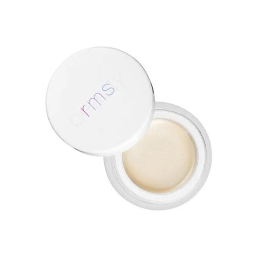 RMS Living Beauty Living Luminizer Highlighter 4.8g
RMS Living Beauty Living Luminizer Highlighter 4.8g