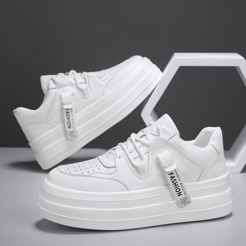 Men s shoes 2025 summer solid color low-top soft sole fashionable versatile board shoes leather surface breathable and comfortable casual sports shoes 44
Men s shoes 2025 summer solid color low-top soft sole fashionable versatile board shoes leather surface breathable and comfortable casual sports shoes 44