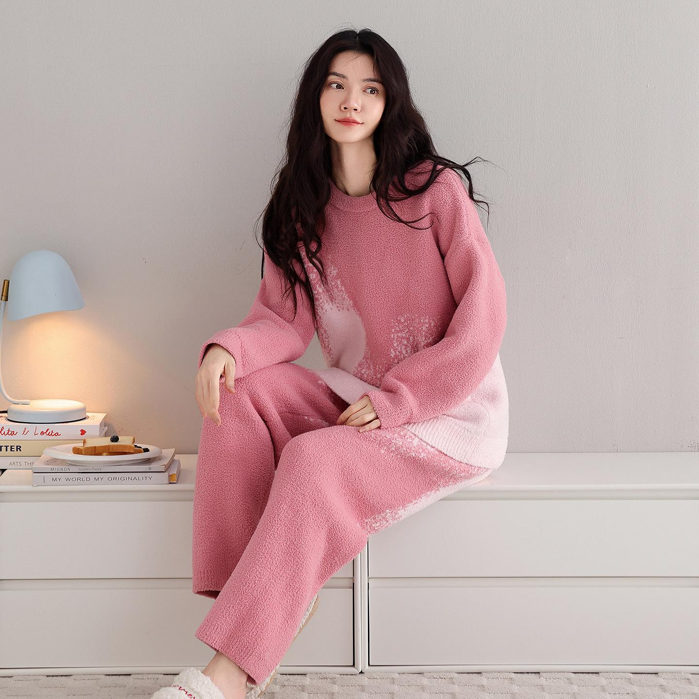 Half Fleece Pajamas Women S Autumn And Winter Flannel Thickened Fleece Coral Fleece Loungewear Striped Round Neck Warm Suit XL
Half Fleece Pajamas Women S Autumn And Winter Flannel Thickened Fleece Coral Fleece Loungewear Striped Round Neck Warm Suit XL