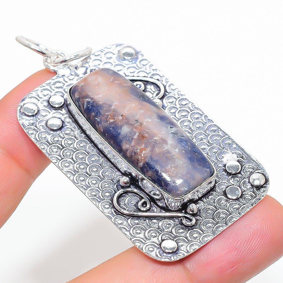 Подвеска ручной работы из стерлингового серебра 925 пробы с натуральным камнем содалитом 2,44 дюйма w9G70
Подвеска ручной работы из стерлингового серебра 925 пробы с натуральным камнем содалитом 2,44 дюйма w9G70