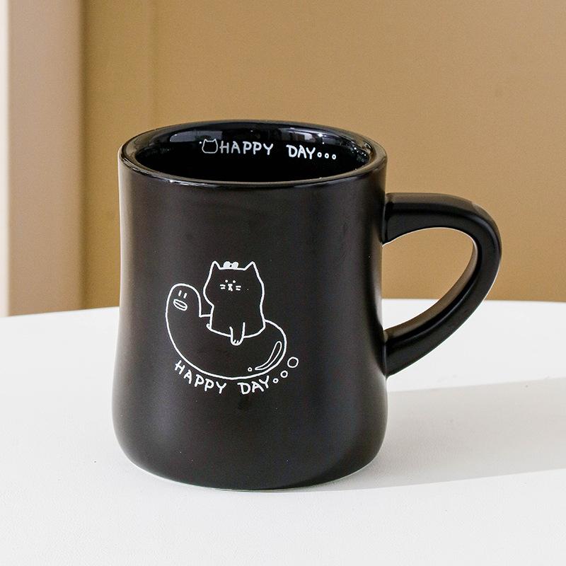 Line kitten black and white ceramic cup mug cute simple couple pair of souvenirs to give girlfriends Nordic water cup 400ml
Line kitten black and white ceramic cup mug cute simple couple pair of souvenirs to give girlfriends Nordic water cup 400ml
