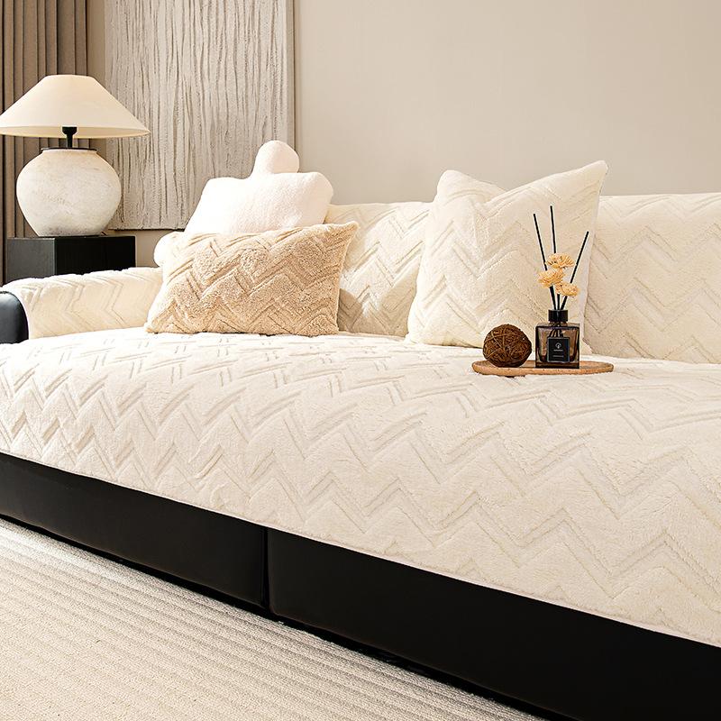 Autumn And Winter Simple Modern Plush Sofa Cushion Cover New Leather Sofa Seat Cushion Cover Cloth Towel Full Cover Blanket 70*70cm
Autumn And Winter Simple Modern Plush Sofa Cushion Cover New Leather Sofa Seat Cushion Cover Cloth Towel Full Cover Blanket 70*70cm
