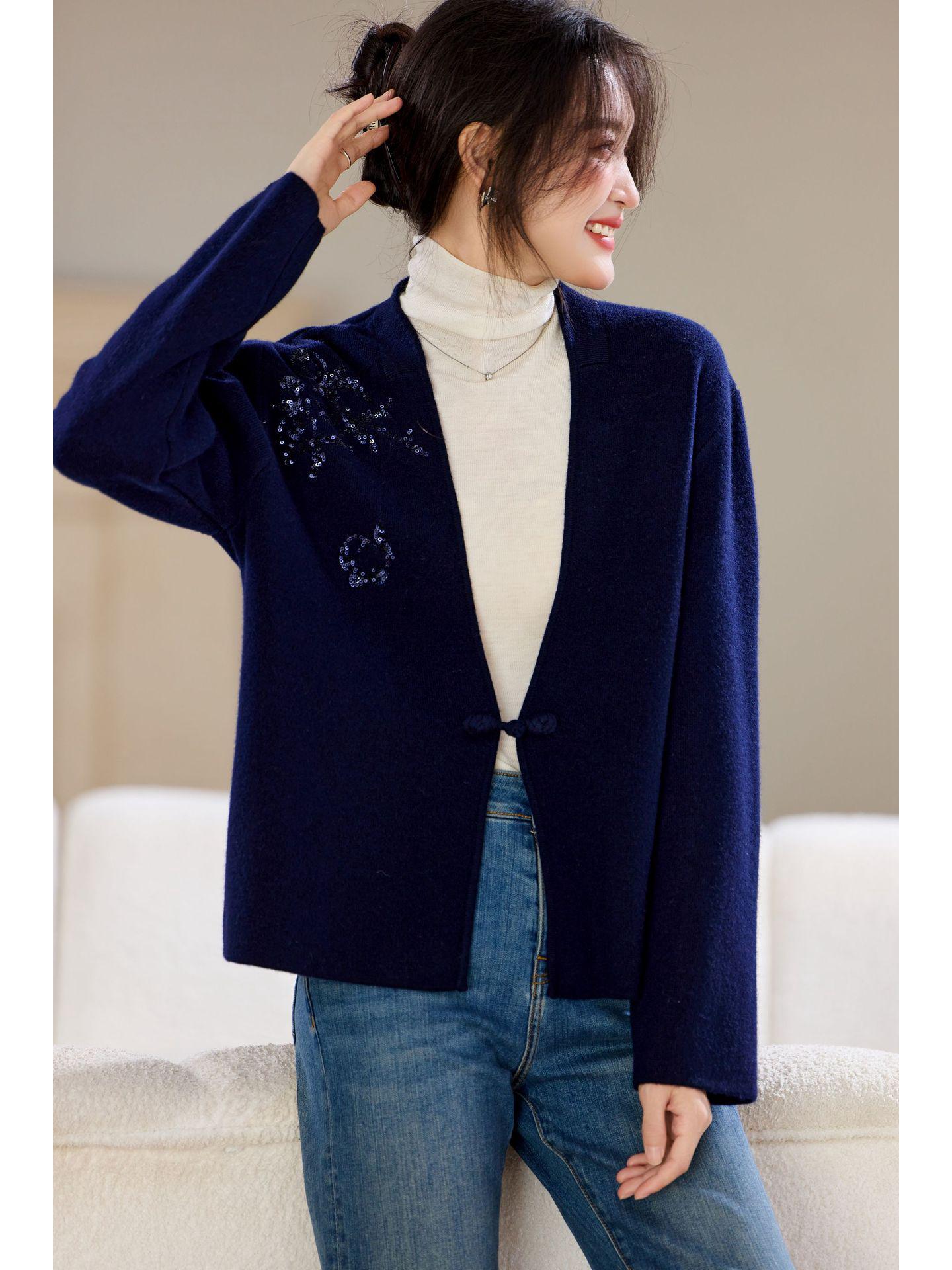 Женский жаккардовый кардиган из шерсти - Теплая однотонная вязаная куртка с длинным рукавом Large темно-синий
Женский жаккардовый кардиган из шерсти - Теплая однотонная вязаная куртка с длинным рукавом Large темно-синий