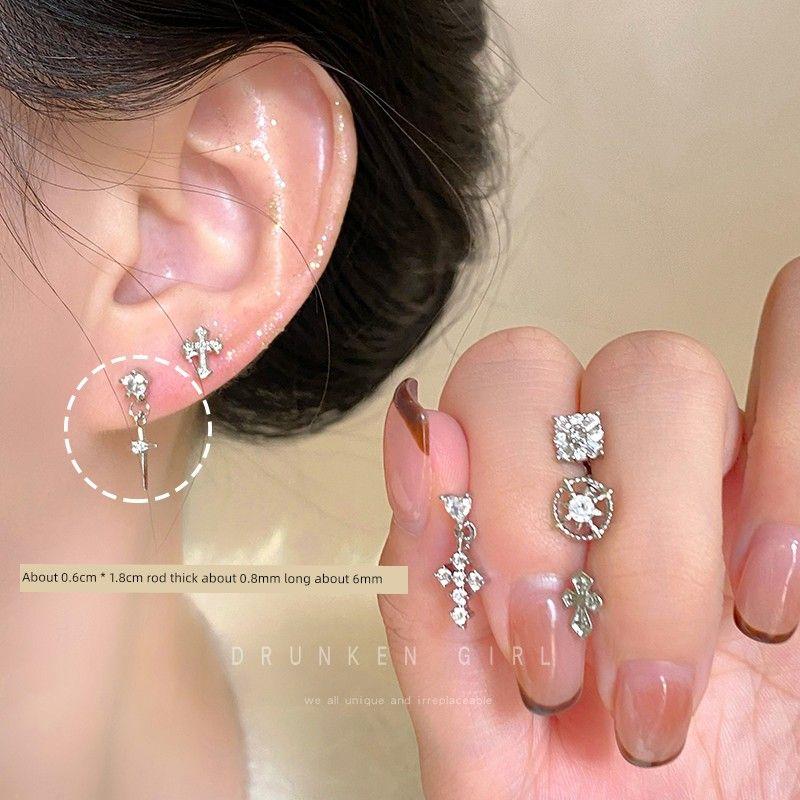 Titanium Steel Cross Eardrops Stud Earrings Female Super Nice Ear Hole Fancy Cochlear Earrings Double Ear Piercings Cool Handsome Ear Bone Stud Gothic cross (single)
Titanium Steel Cross Eardrops Stud Earrings Female Super Nice Ear Hole Fancy Cochlear Earrings Double Ear Piercings Cool Handsome Ear Bone Stud Gothic cross (single)