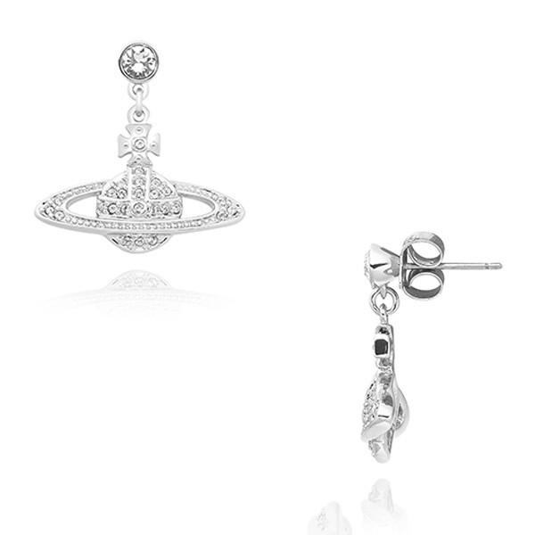 Міні-сережка-крапля Vivienne Westwood для ванни 62020025 02p116 one size
Міні-сережка-крапля Vivienne Westwood для ванни 62020025 02p116 one size