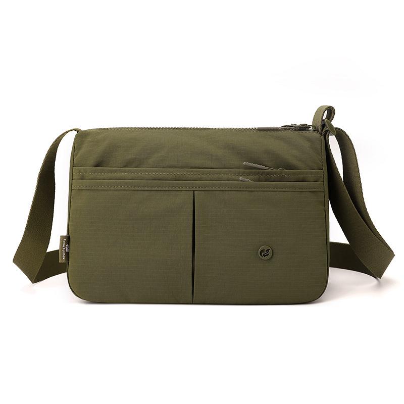 Colorful Fox shoulder bag women s bag new light casual fashion large capacity multi-layer messenger bag
Colorful Fox shoulder bag women s bag new light casual fashion large capacity multi-layer messenger bag